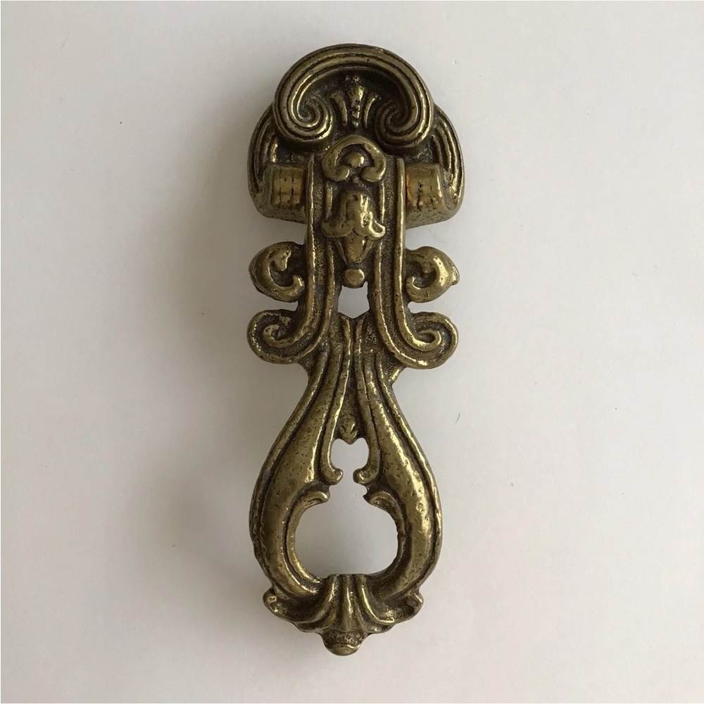 Brass Door Knocker 8 1/2” Byzantine Style Burnished Scroll Ornate Heavy Vintage - Picture 11 of 12